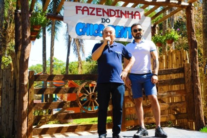 2a1 assina a "Fazendinha do Chico Bento"