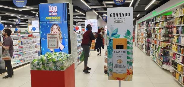 Social e Soluções ativa Granado com totem sensorial no PDV