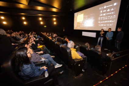 'A Caixa de Pandora' ganha projeção ao ar livre no Ibirapuera