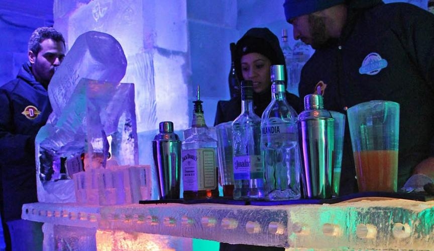 Balneário Camboriú recebe primeiro Bar de Gelo de Santa Catarina Balneário Camboriú recebe primeiro Bar de Gelo de Santa Catarina