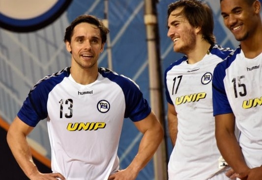 Pinheiros acerta com Hummel para três modalidades
