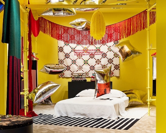 Andy Warhol inspira vitrina da Calvin Klein Andy Warhol inspira vitrina da Calvin Klein