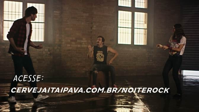 Cerveja leva fãs de rock para shows internacionais no Brasil