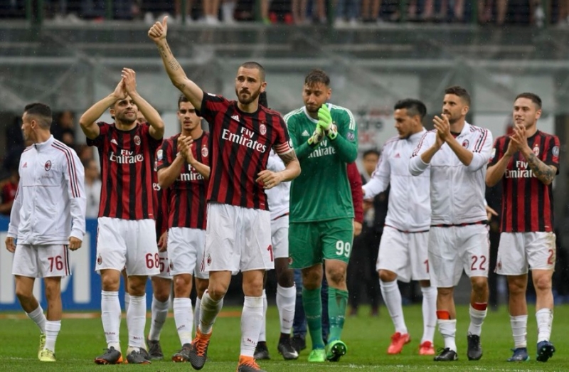 Milan sofre punição da Uefa