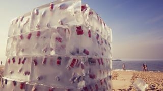Coca-Cola leva cubo de gelo gigante ao Parque Vila Lobos