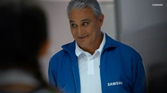 Samsung apresenta teaser da nova campanha de marca com técnico Tite