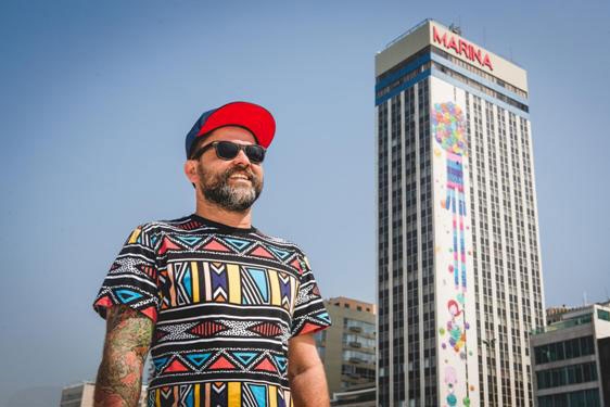UP line promove ação em parceria com o artista plástico Toz UP line promove ação em parceria com o artista plástico Toz