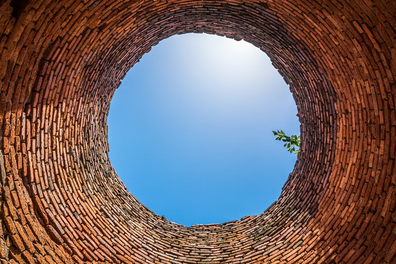 View from the bottom of the well.