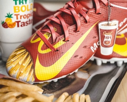 McDonald’s estampa chuteiras da Nike