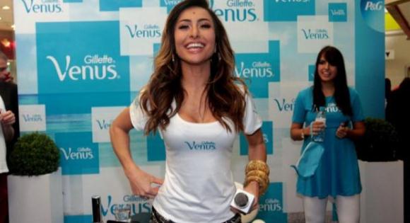 Out Promo e P&G levam Sabrina Sato ao Carrefour