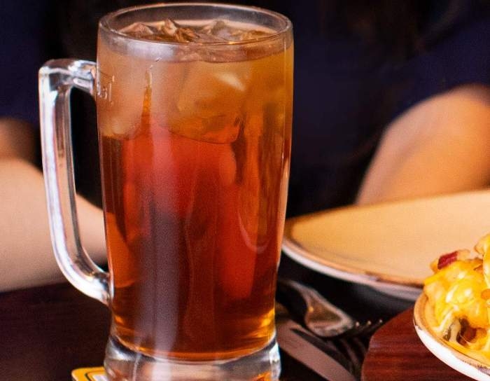 Outback realiza a 4ª edição do Iced Tea Day