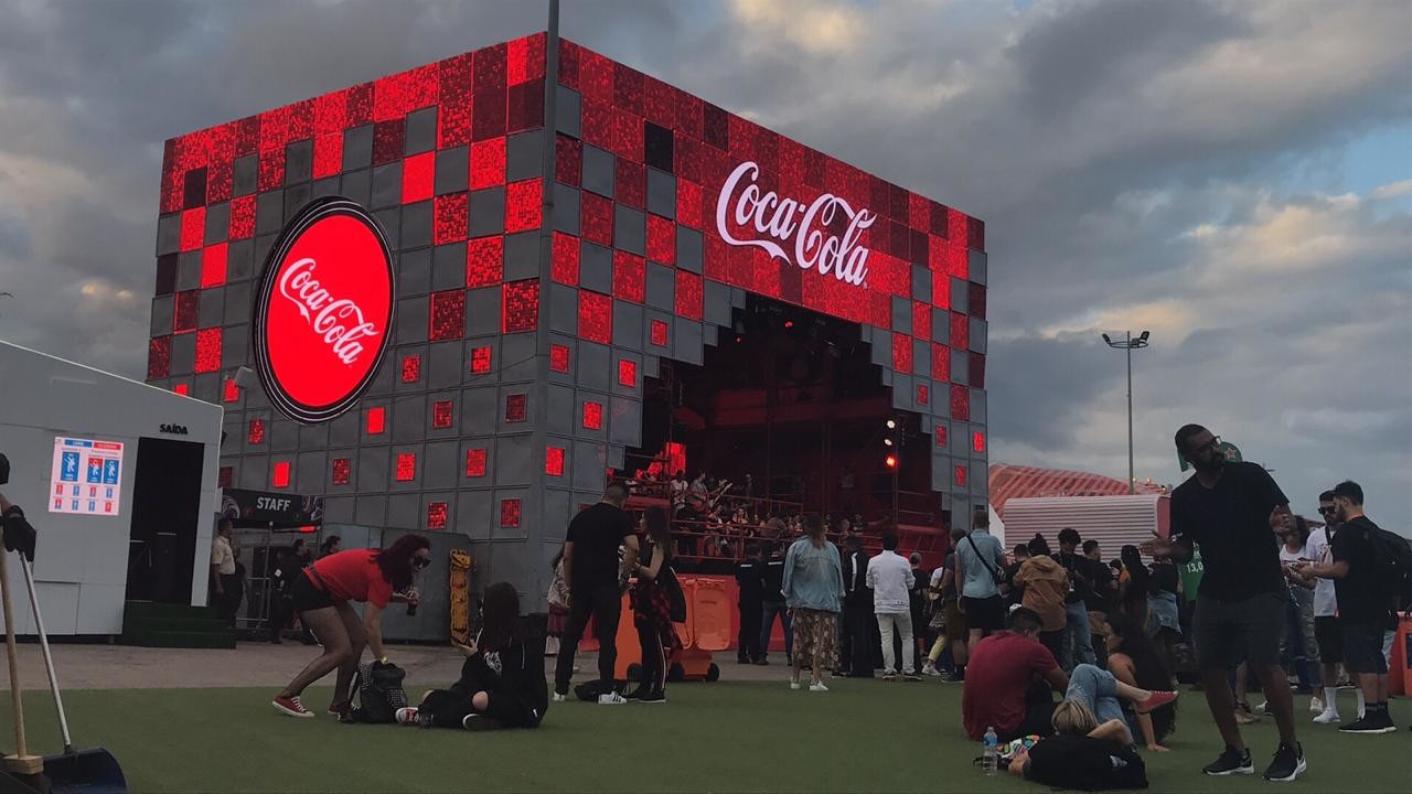 ativação da coca-cola no rock in rio