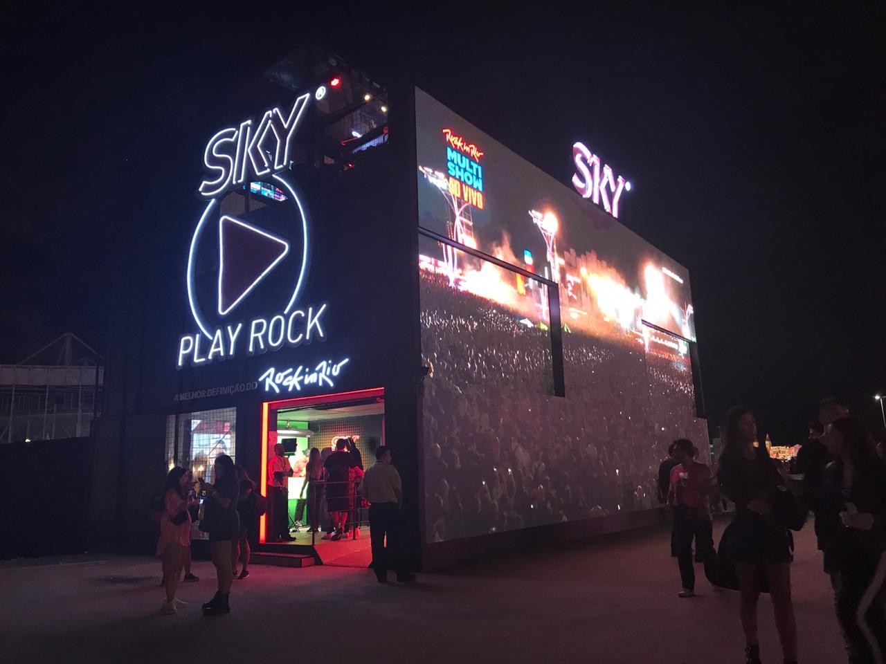 sky rock in rio