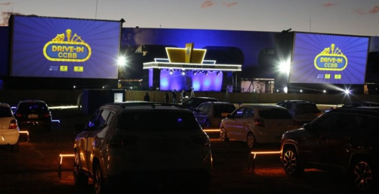 CCBB inaugura drive-in cultural em Brasília