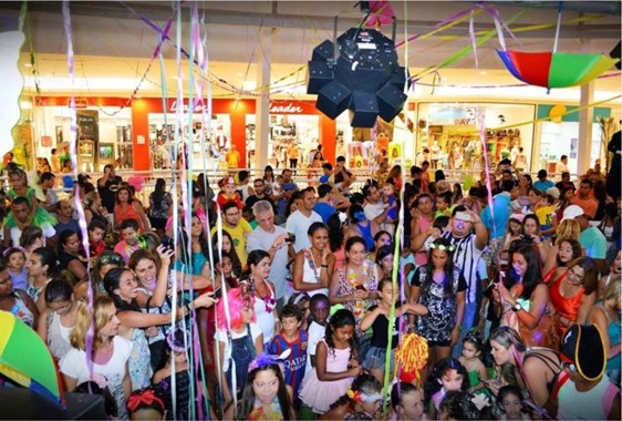 Hoje tem bailinho infantil no Park Lagos