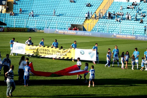 Grupo RIC promove ação a favor da Lei Seca