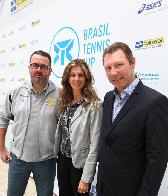 Jorge Lacerda, presidente da Confederação brasilera de tênis, Graziela Cavaggioni, Chefe do Departamento de Comunicação Estratégica dos Correios e Flávio Steiner, direto do Grupo RBS, durante Coletiva da Brasil Tennis Cup em São Paulo. São Paulo / SP, Brasil. 15/01/2013. Foto: Caetano Barreira / Fotoarena