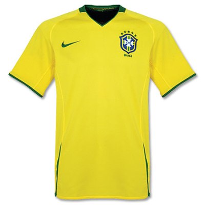 Camisas do Brasil sorteadas nos voos da TAM