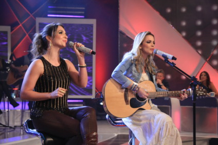 Mineiras assinam contrato com a Sony Music