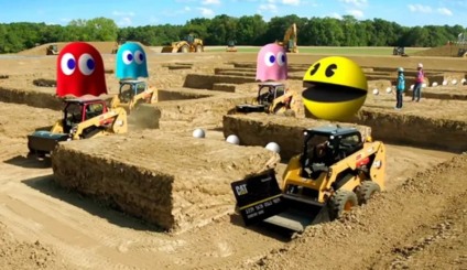 Caterpillar coloca suas escavadeiras em uma placa gigante do Pac-Man