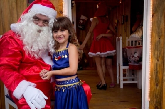 Casa do Papai Noel do Grupo RIC é diversão para criançada