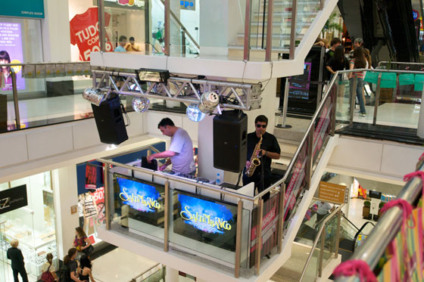 OC produz os cinco dias de loucura no Shopping Curitiba