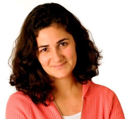 Claudia Mattos é promovida a diretora de atendimento