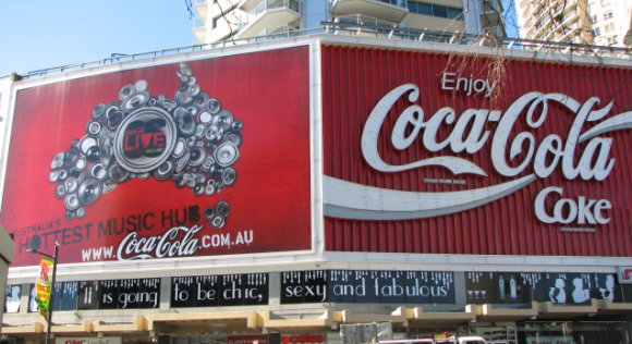 Coca-Cola suspende publicidade e doa verba nas Filipinas