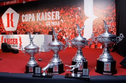 Copa Kaiser terá Mano Menezes como olheiro