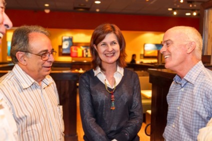 Jantar do Outback Steakhouse na Capital arrecada R$ 20 mil