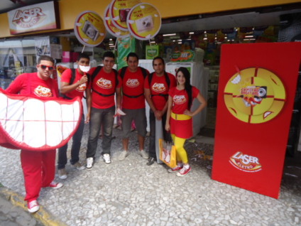 Laser Eletro realiza blitz com o Sorrisômetro