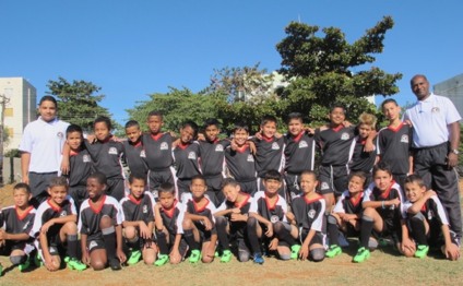 Bridgestone inicia atividades de escolinha de futebol 