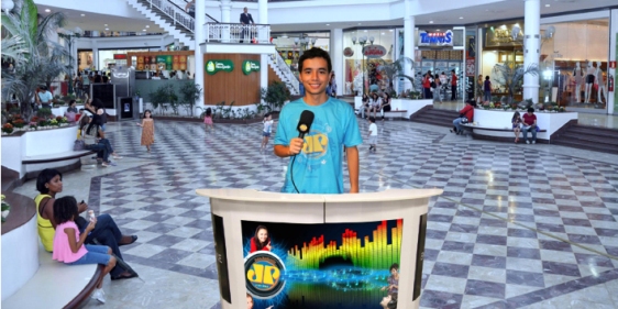 Jovem Pan realiza ação promocional no Minas Shopping