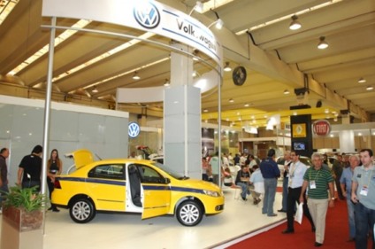 Taxi Point agora é bienal
