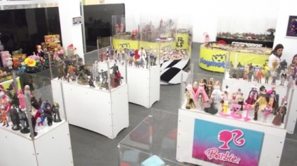Carioca realiza exposição de brinquedos antigos