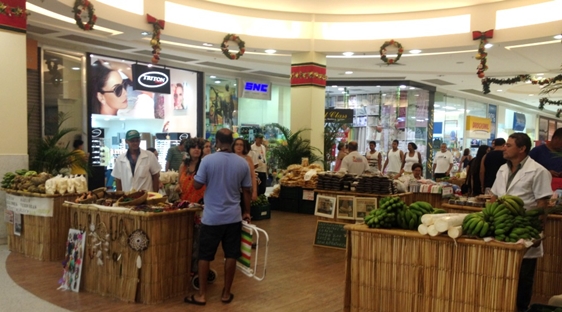 Feira do Caxias Shopping ganha bancadas feitas por índios