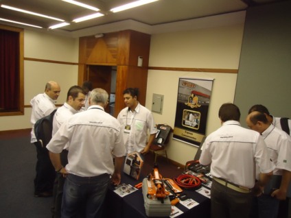 Foxlux realiza Encontro de Vendas 2012