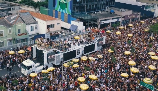 Brandtruck leva marcas ao encontro das pessoas