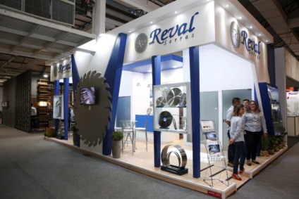 Bento Gonçalves recebe 5ª maior feira da indústria moveleira