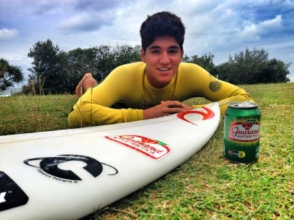 Guaraná Antarctica patrocinará Gabriel Medina