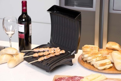George Foreman faz ação promo de Dia das Mães