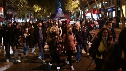 Lockdown na França tem protesto nas ruas contra restrições