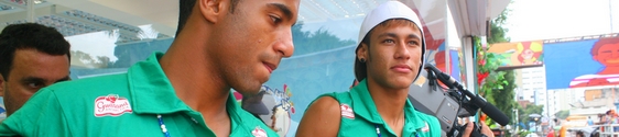 Neymar e Lucas curtiram o carnaval com Guaraná Antarctica