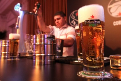 Tirolesa e chopp vão embalar ação da Heineken no RiR