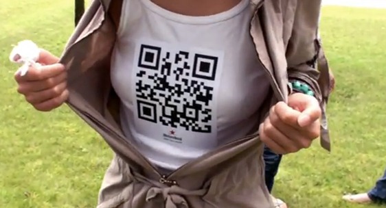 Heineken cola QR codes em fãs na Polônia