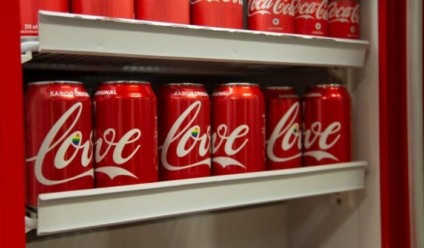 Coca-Cola muda sua logo