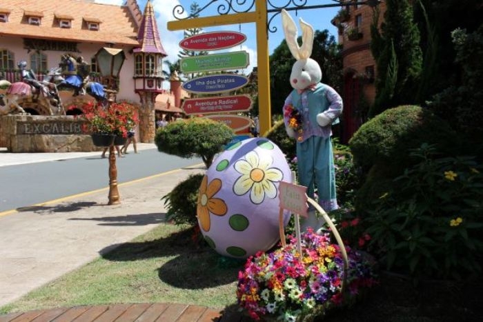 Beto Carrero World e Cacau Show fecham parceria para a Páscoa