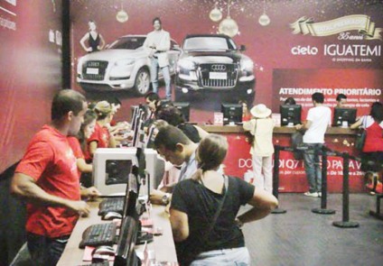 Nova ativa promoção de 35 anos do Iguatemi Salvador