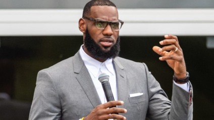 LeBron James cria empresa para dar voz a criativos negros