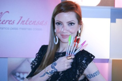 BIC Graphic e Julia Petit parceiras na SPFW